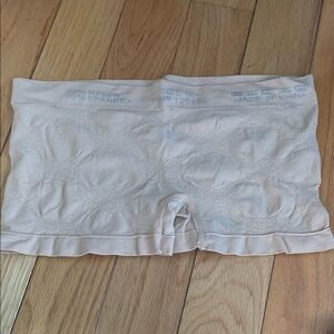 Women's Lace Trim Boyshorts in Cream